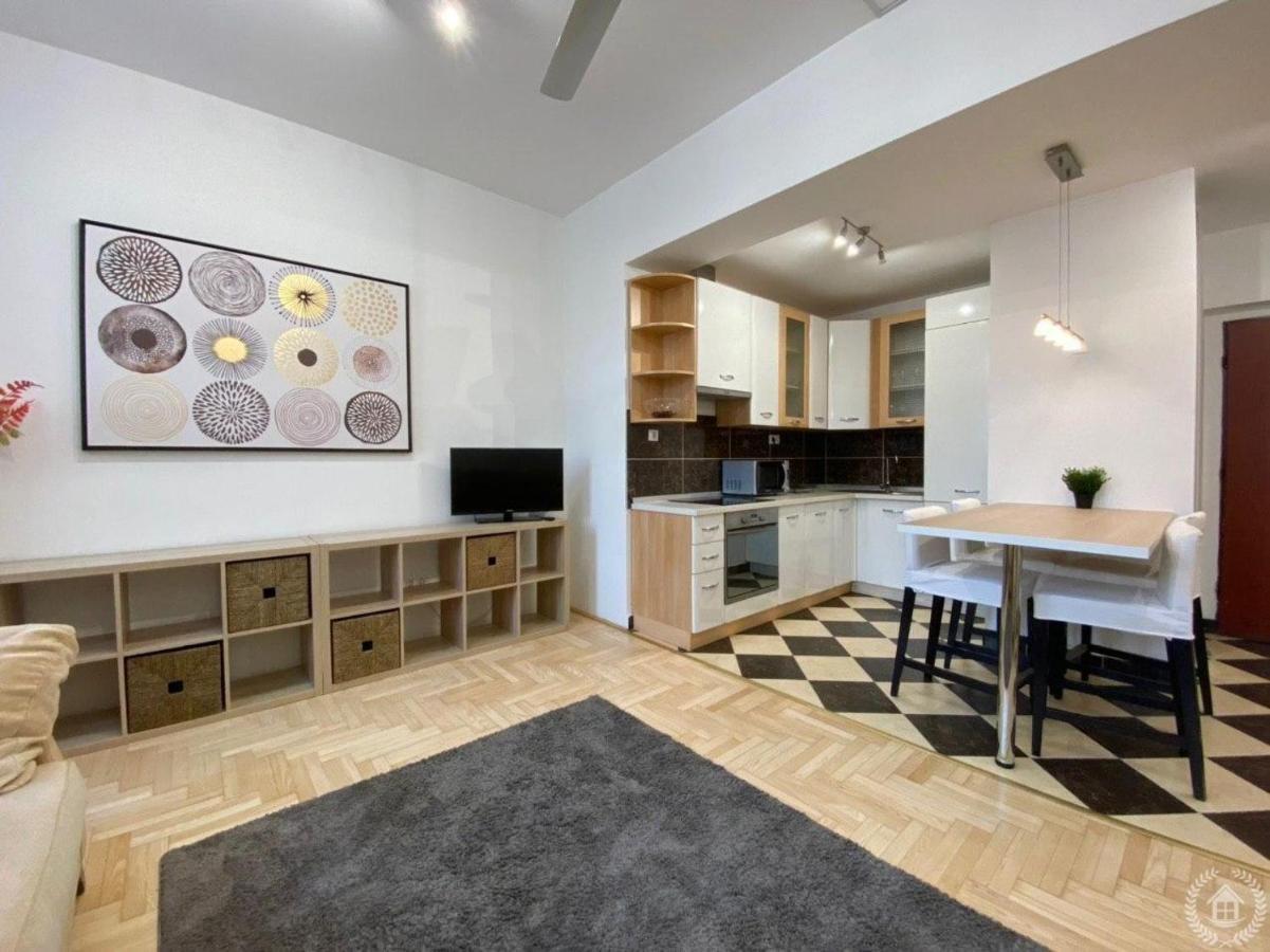 Downtown Gozsdu Vibe Apartment II بودابست المظهر الخارجي الصورة