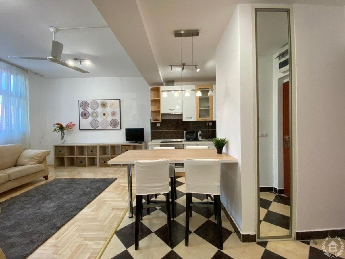 Downtown Gozsdu Vibe Apartment II بودابست المظهر الخارجي الصورة